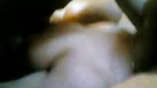 ಮೆಜೆಸ್ಟಿಕ್ ಹೊಂಬಣ್ಣದ ಸೋಫಿ ಮೂನ್ ಗಾಜಿನ ಡಿಲ್ಡೊದೊಂದಿಗೆ ಹಸ್ತಮೈಥುನ ಮಾಡಿಕೊಳ್ಳುತ್ತಾಳೆ